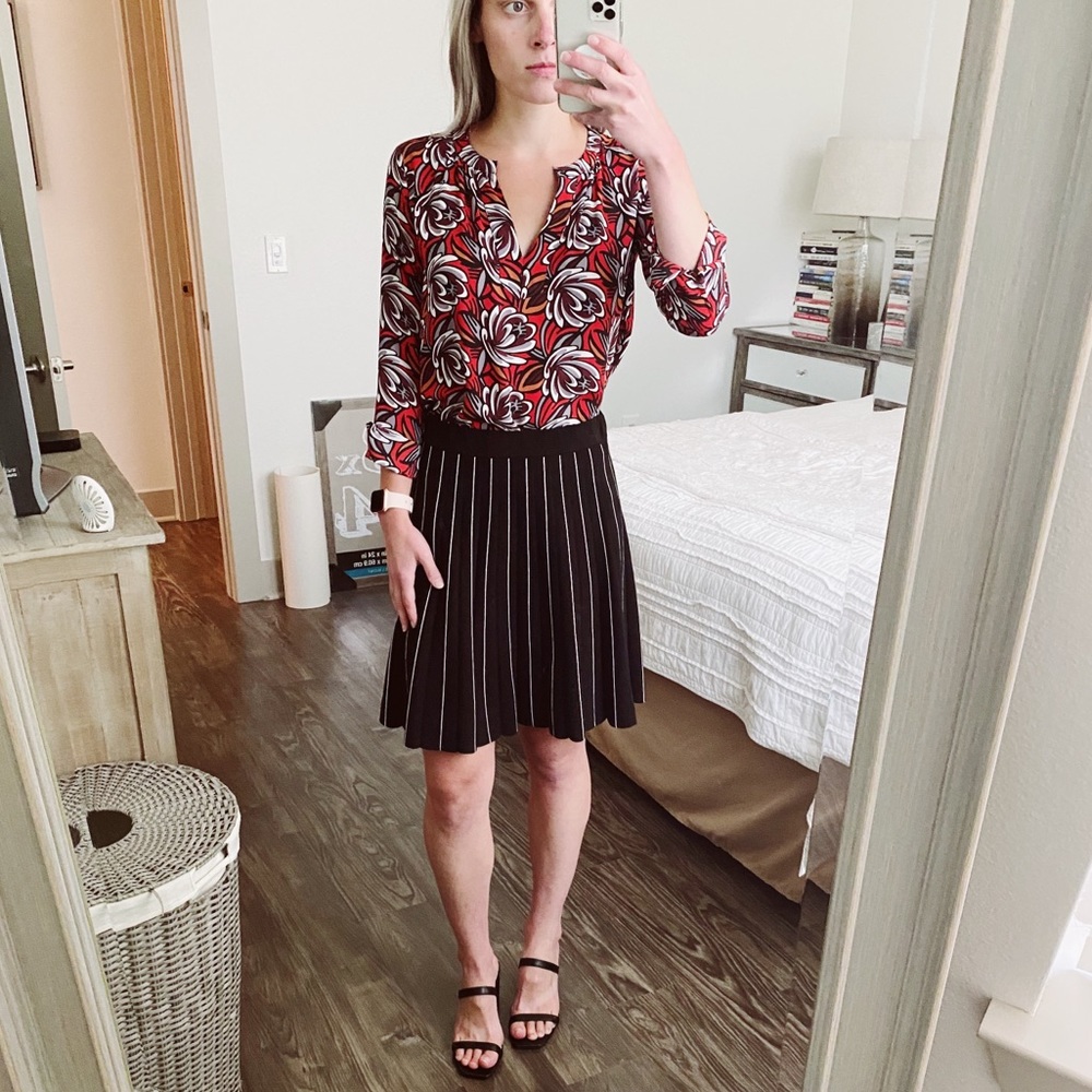Ann Taylor LOFT Abstract Floral Split Neck Blouse